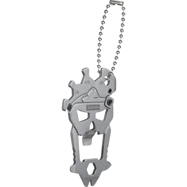 Supreme SOG MacV Tool - Silver (front)