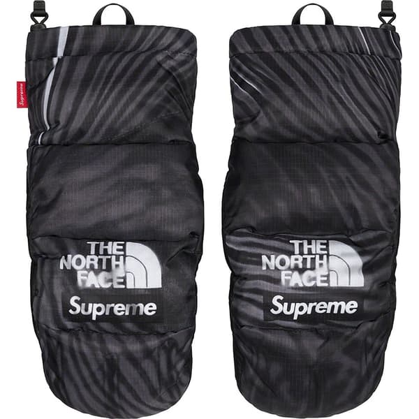 Supreme The North Face Trompe L’oeil Printed Montana Mitt - Black (front)