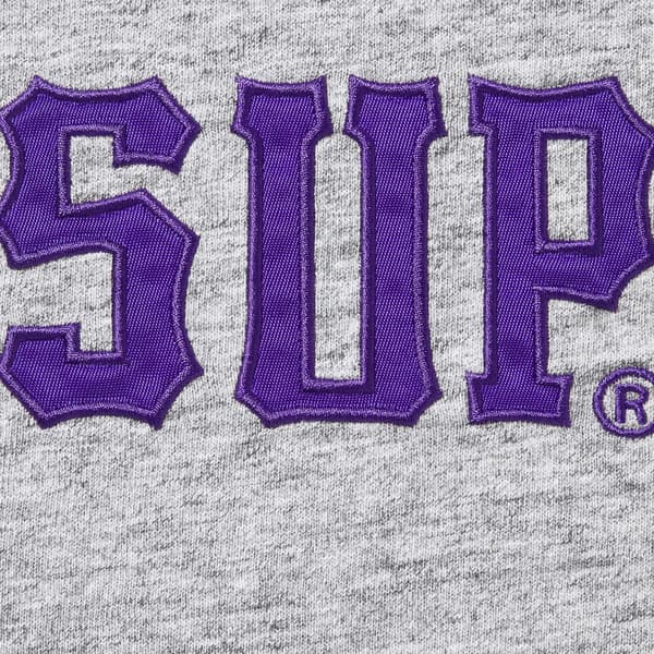 Supreme Twill Appliqué S/S Top - Heather Grey (front)