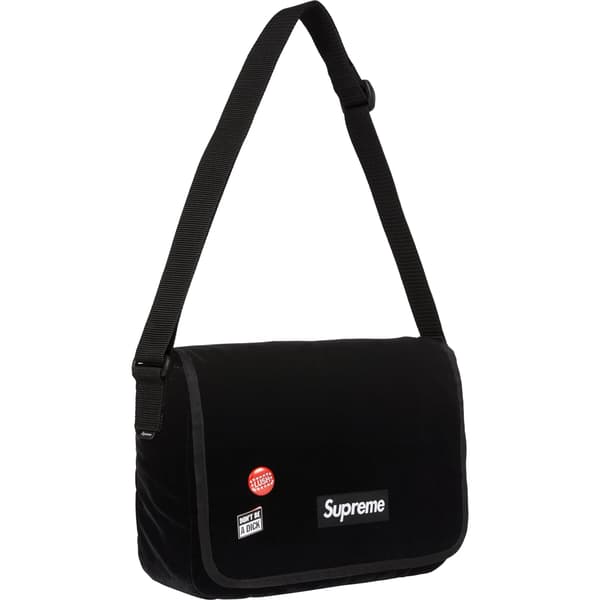 Supreme Velvet Small Messenger Bag - Black (front)