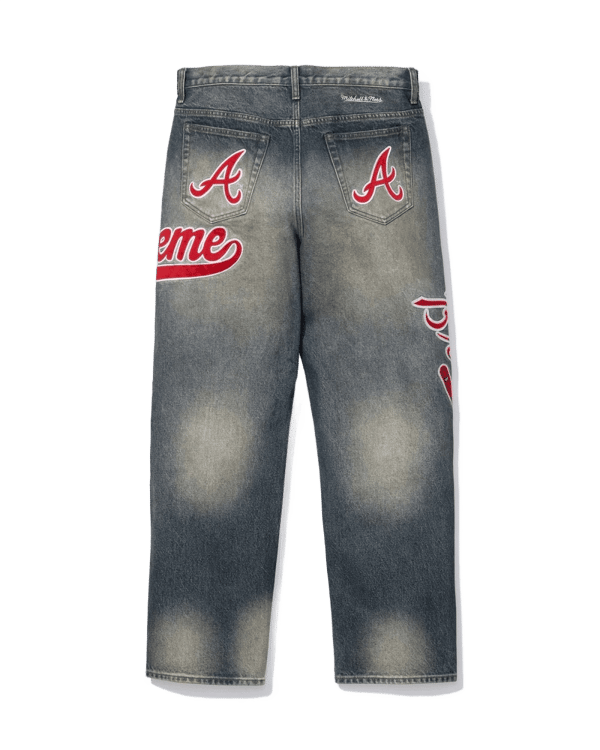 Supreme x Mitchell & Ness Jean - Braves (front)