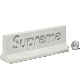 Supreme®/Mini Materials 1:12 Scale Jersey Barrier