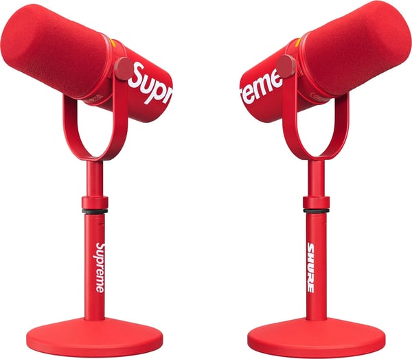Supreme®/Shure MV7+ Microphone - Group Shot