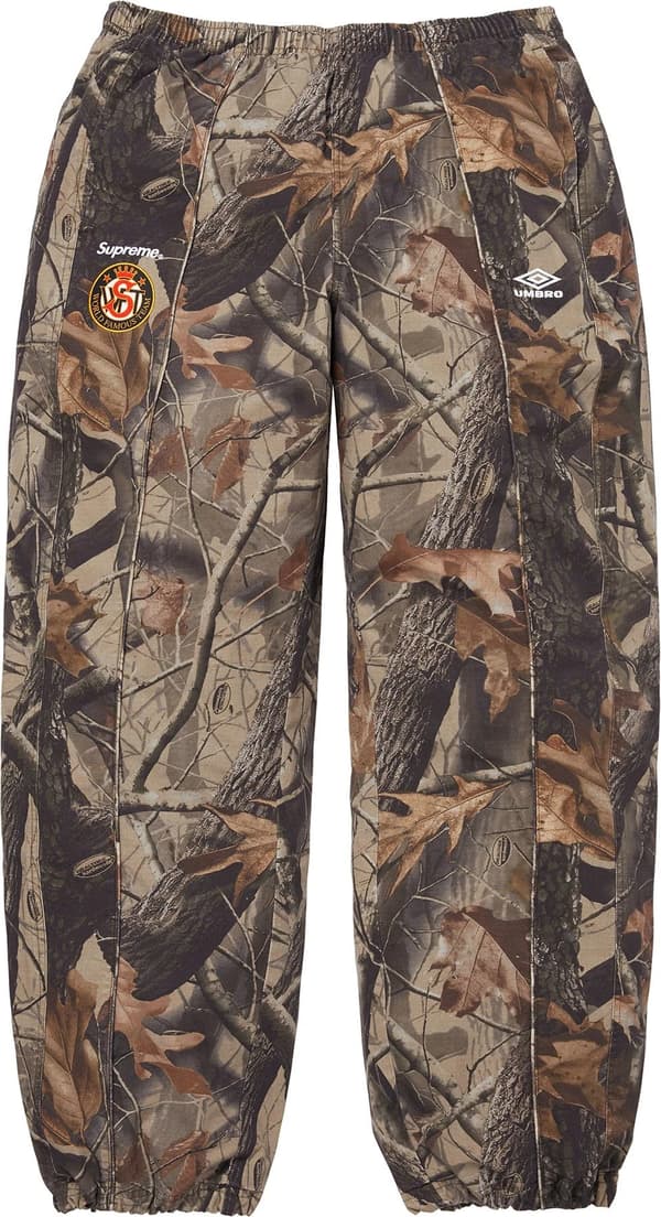 Supreme®/Umbro® Cotton Ripstop Track Pant - Realtree® Hardwoods Camo (front)