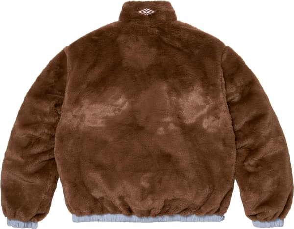 Supreme®/Umbro® Reversible Faux Fur Pullover - Light Blue (detail)